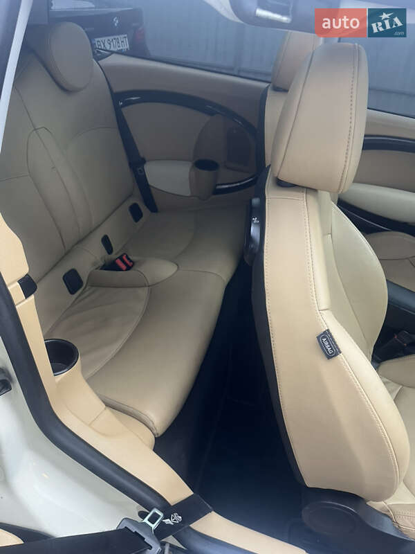 Хэтчбек MINI Cooper 2010 в Хмельницком фото 18 Хэтчбек MINI Cooper 2010 в Хмельницком