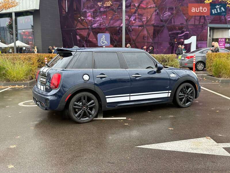 Хэтчбек MINI Cooper 2018 в Киеве
