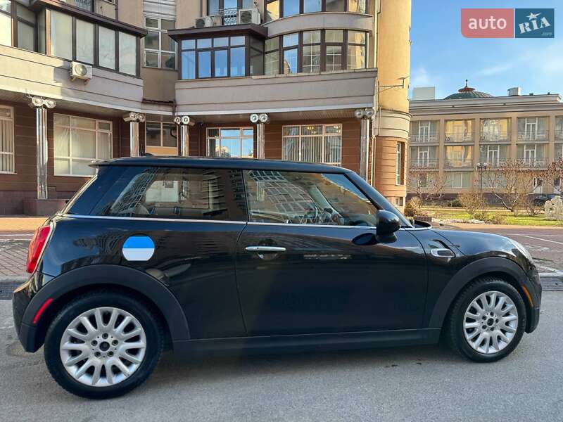 Хэтчбек MINI Cooper 2015 в Одессе