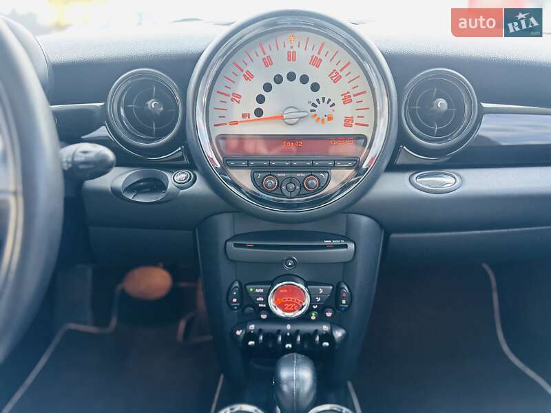 Хетчбек MINI Cooper 2011 в Києві фото 17 Хетчбек MINI Cooper 2011 в Києві