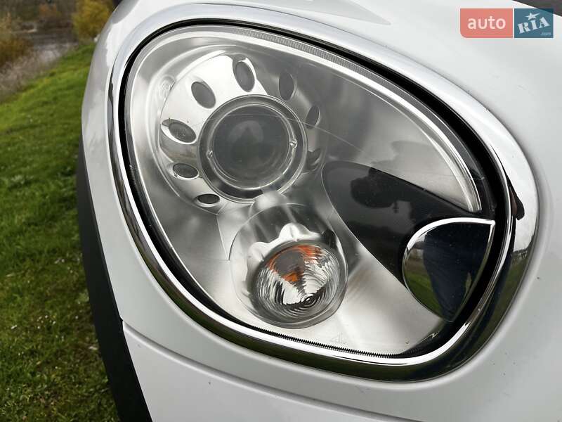 Позашляховик / Кросовер MINI Cooper 2016 в Києві фото 9 Позашляховик / Кросовер MINI Cooper 2016 в Києві