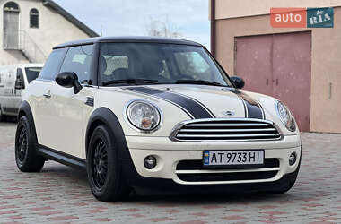 Хэтчбек MINI Cooper 2008 в Ивано-Франковске