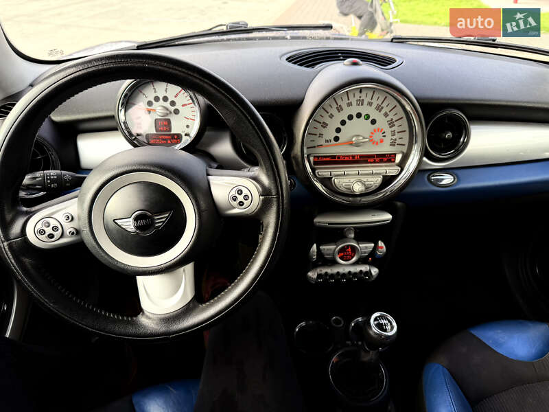 Хэтчбек MINI Cooper 2008 в Вараше