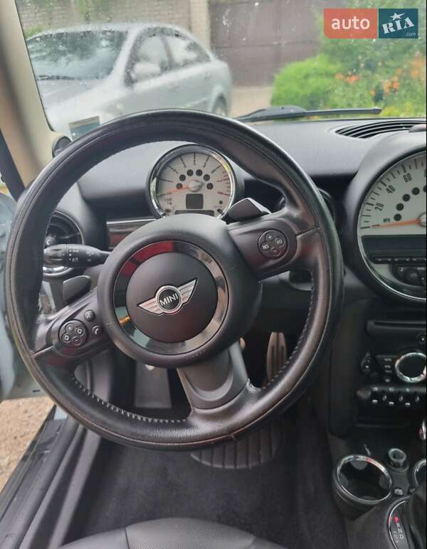 Хетчбек MINI Cooper 2011 в Дніпрі