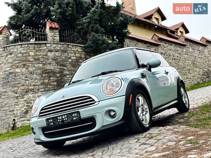 Хетчбек MINI Cooper 2013 в Кам'янець-Подільському фото 2 Хетчбек MINI Cooper 2013 в Кам'янець-Подільському