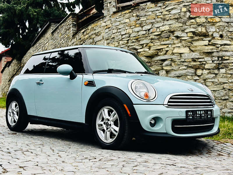 Хетчбек MINI Cooper 2013 в Кам'янець-Подільському фото Хетчбек MINI Cooper 2013 в Кам'янець-Подільському