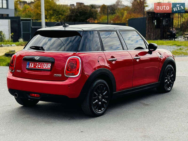 Хетчбек MINI Cooper 2020 в Здолбуніві