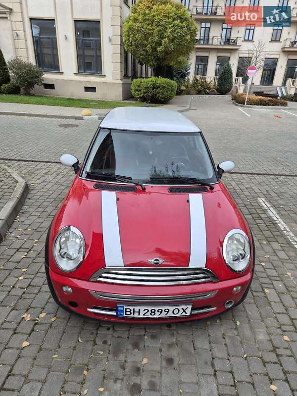 Хэтчбек MINI Cooper 2005 в Одессе