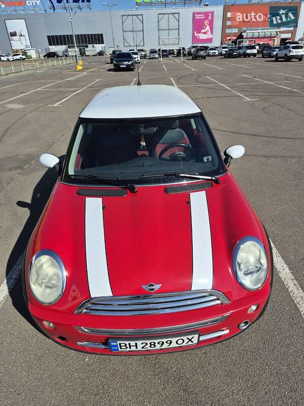Хэтчбек MINI Cooper 2005 в Одессе