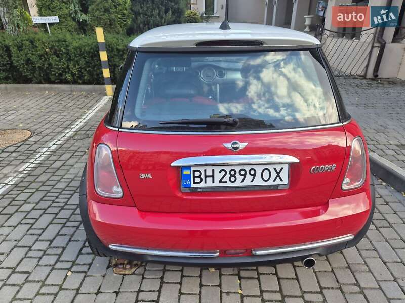 Хэтчбек MINI Cooper 2005 в Одессе