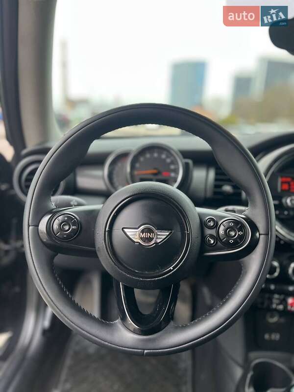 Хэтчбек MINI Cooper 2015 в Киеве фото 19 Хэтчбек MINI Cooper 2015 в Киеве