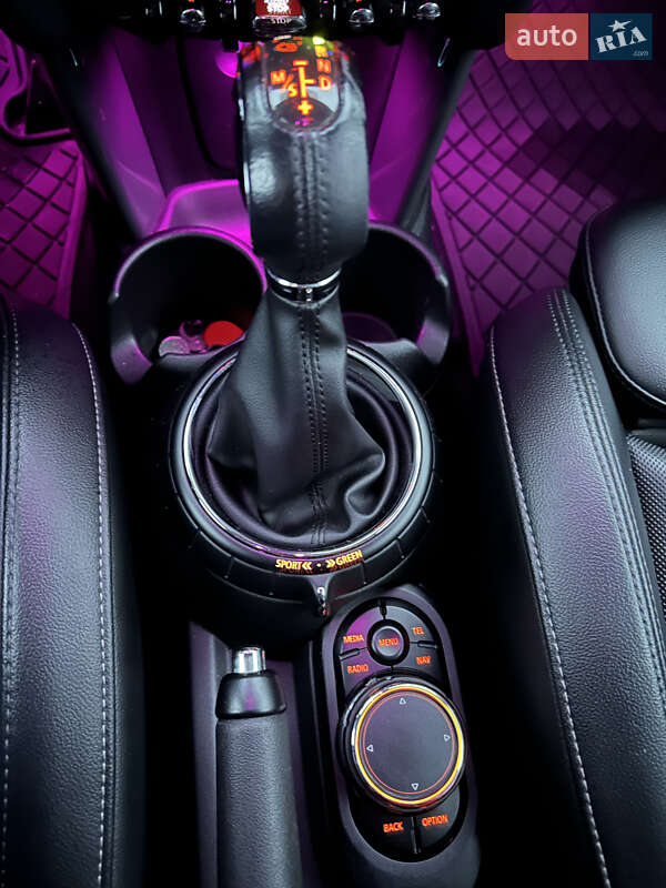 Хетчбек MINI Cooper 2015 в Києві