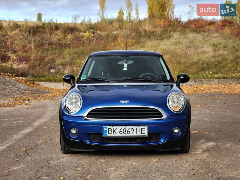 Хэтчбек MINI Cooper 2008 в Ровно фото 10 Хэтчбек MINI Cooper 2008 в Ровно