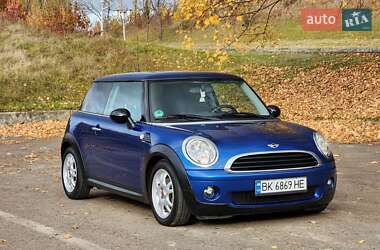 Хэтчбек MINI Cooper 2008 в Ровно