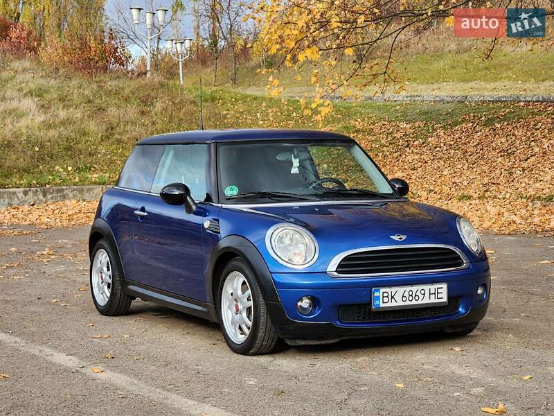 Хэтчбек MINI Cooper 2008 в Ровно фото 6 Хэтчбек MINI Cooper 2008 в Ровно