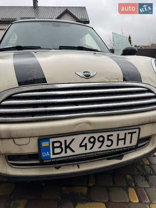 Хетчбек MINI Cooper 2008 в Софіївській Борщагівці фото 12 Хетчбек MINI Cooper 2008 в Софіївській Борщагівці