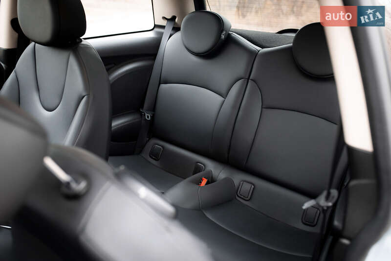 Хетчбек MINI Cooper 2013 в Києві