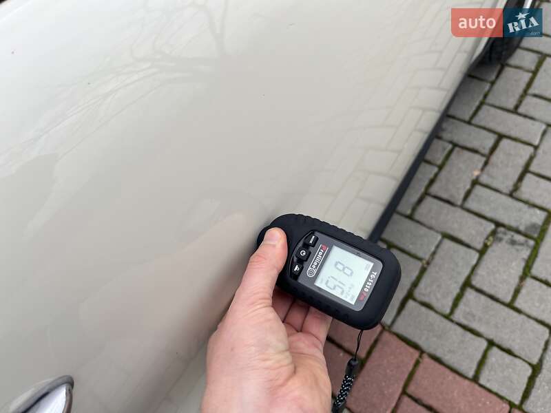 Хэтчбек MINI Cooper 2011 в Золочеве