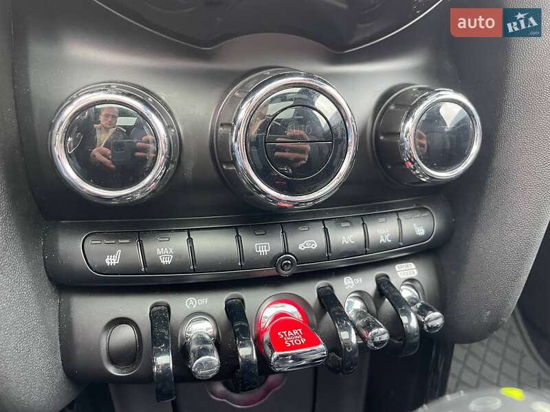 Хетчбек MINI Cooper 2018 в Києві