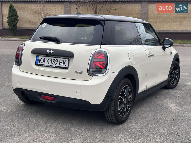 Хетчбек MINI Cooper 2014 в Києві фото 5 Хетчбек MINI Cooper 2014 в Києві