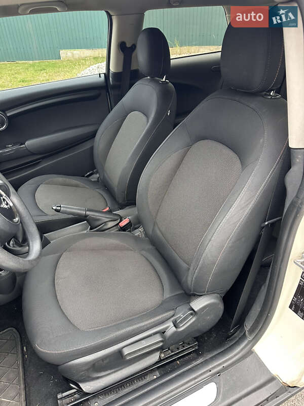 Хетчбек MINI Cooper 2014 в Києві фото 17 Хетчбек MINI Cooper 2014 в Києві