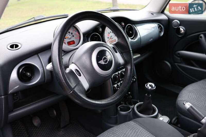 Хэтчбек MINI Cooper 2002 в Кривом Роге фото 9 Хэтчбек MINI Cooper 2002 в Кривом Роге