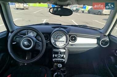 Хэтчбек MINI Cooper 2009 в Прилуках