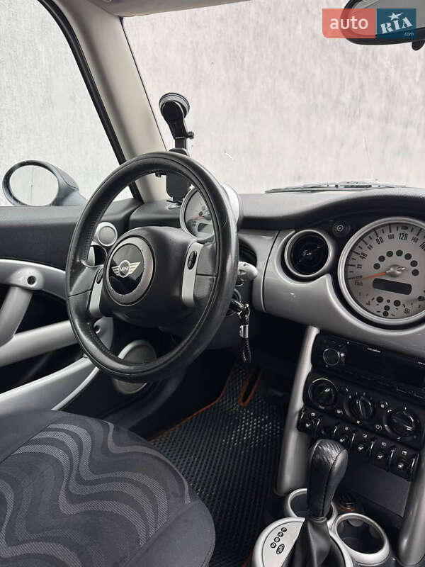 Хетчбек MINI Cooper 2002 в Львові фото 13 Хетчбек MINI Cooper 2002 в Львові