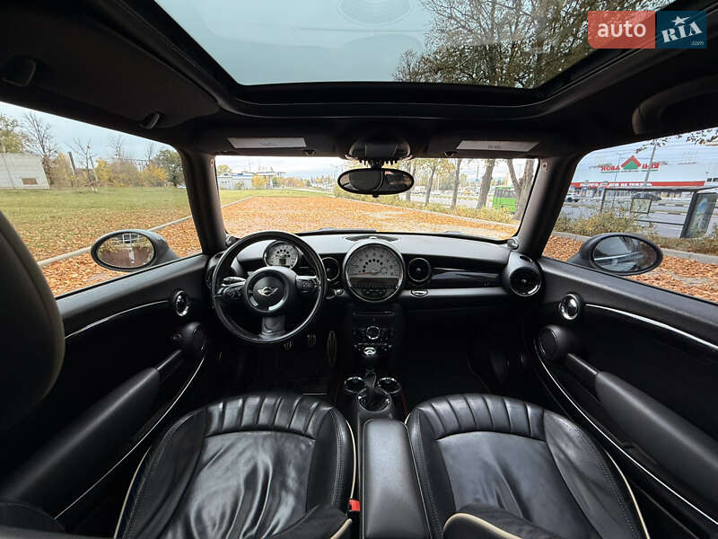 Хэтчбек MINI Cooper 2010 в Харькове