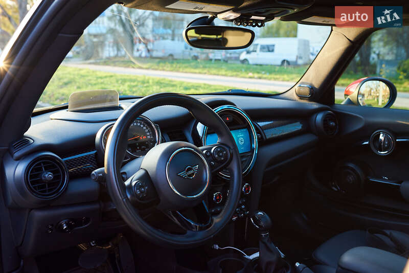 Хетчбек MINI Cooper 2018 в Києві
