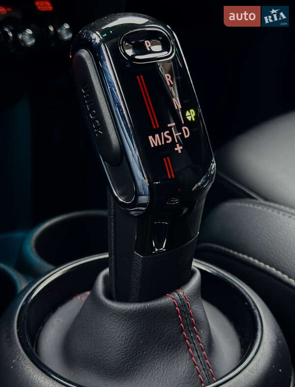 Хэтчбек MINI Cooper 2020 в Киеве