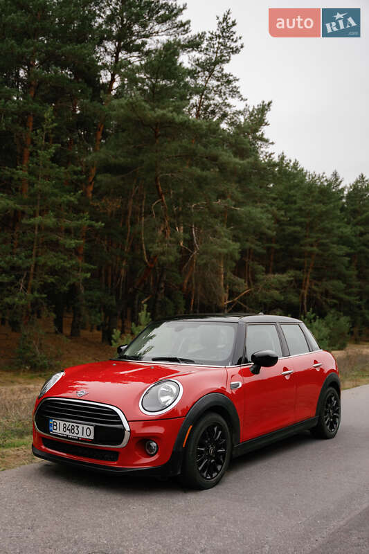 Хэтчбек MINI Cooper 2021 в Кременчуге фото 8 Хэтчбек MINI Cooper 2021 в Кременчуге
