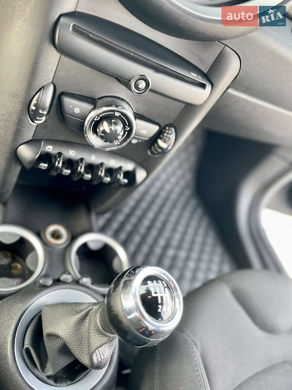 Купе MINI Cooper 2011 в Киеве фото 25 Купе MINI Cooper 2011 в Киеве