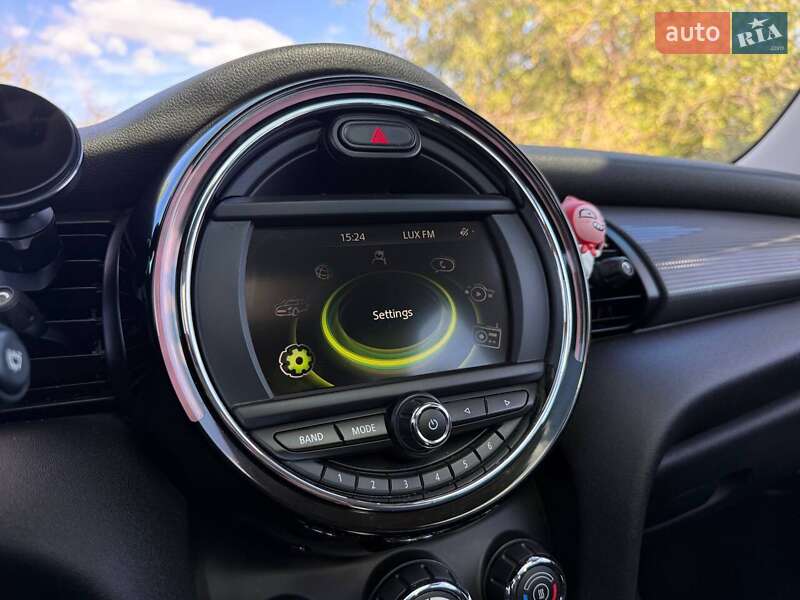 Хэтчбек MINI Cooper 2015 в Кривом Роге