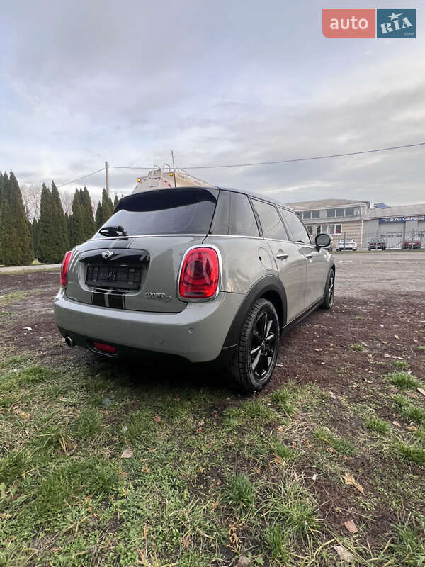 Хетчбек MINI Cooper 2016 в Броварах фото 6 Хетчбек MINI Cooper 2016 в Броварах