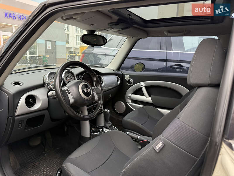 Хетчбек MINI Cooper 2006 в Дніпрі