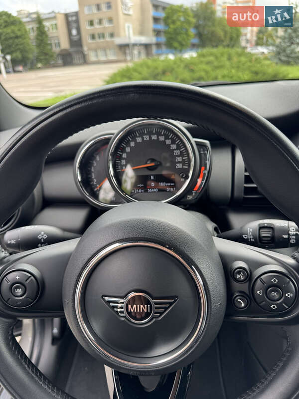 Хэтчбек MINI Cooper 2019 в Кременчуге фото 24 Хэтчбек MINI Cooper 2019 в Кременчуге