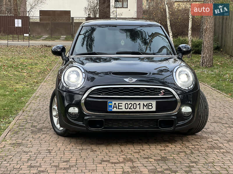 Хэтчбек MINI Cooper 2015 в Киеве