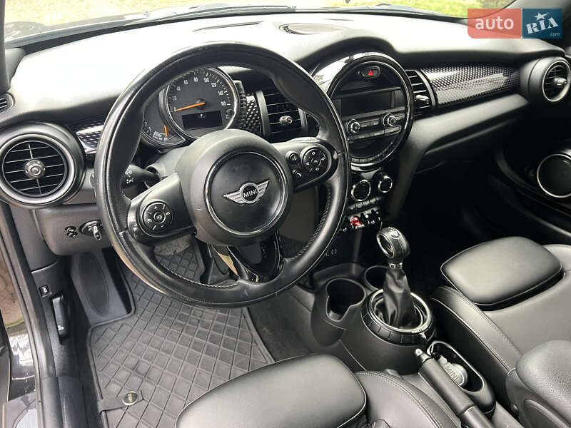 Хэтчбек MINI Cooper 2015 в Киеве