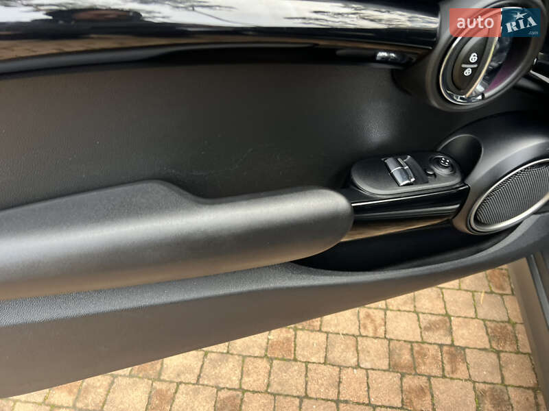 Хэтчбек MINI Cooper 2015 в Киеве