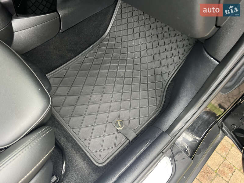 Хэтчбек MINI Cooper 2015 в Киеве