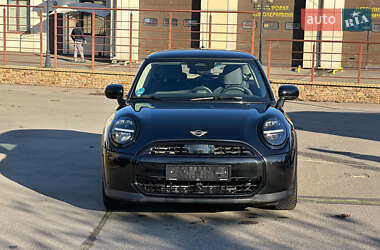 Хетчбек MINI Cooper 2024 в Києві