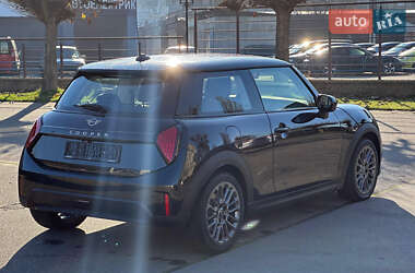 Хэтчбек MINI Cooper 2024 в Киеве
