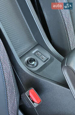 Хэтчбек MINI Cooper 2024 в Киеве