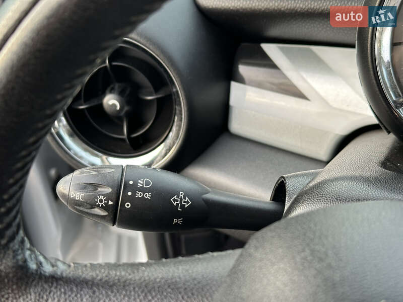 Хэтчбек MINI Cooper 2010 в Одессе