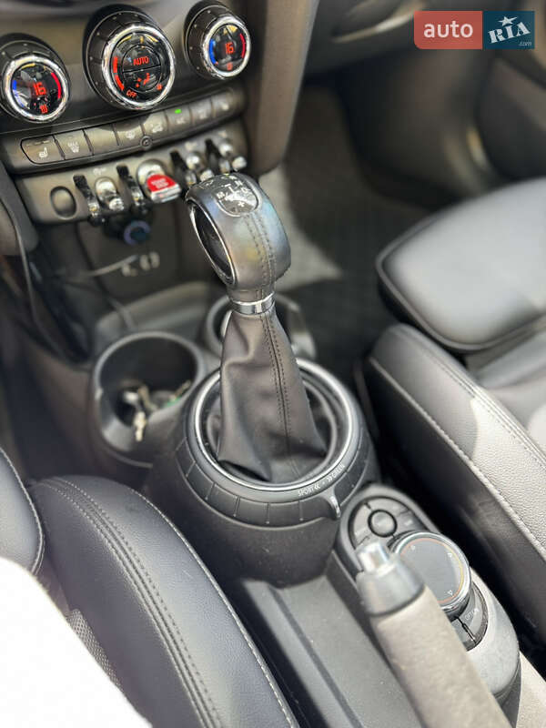 Хэтчбек MINI Cooper 2015 в Киеве