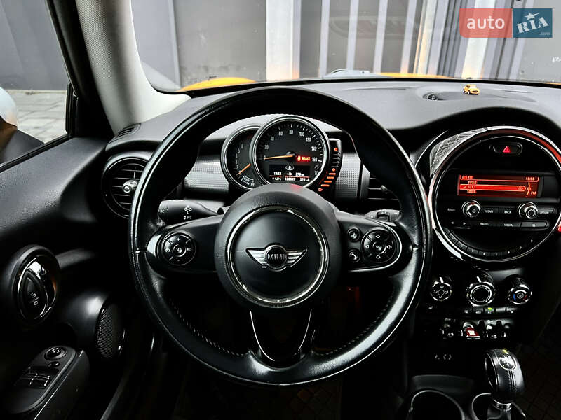 Хетчбек MINI Cooper 2014 в Києві
