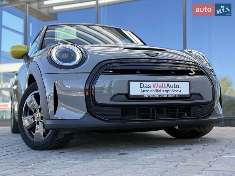 Хэтчбек MINI Cooper 2022 в Хмельницком