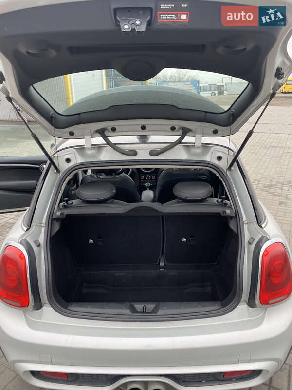 Хетчбек MINI Cooper 2014 в Дніпрі