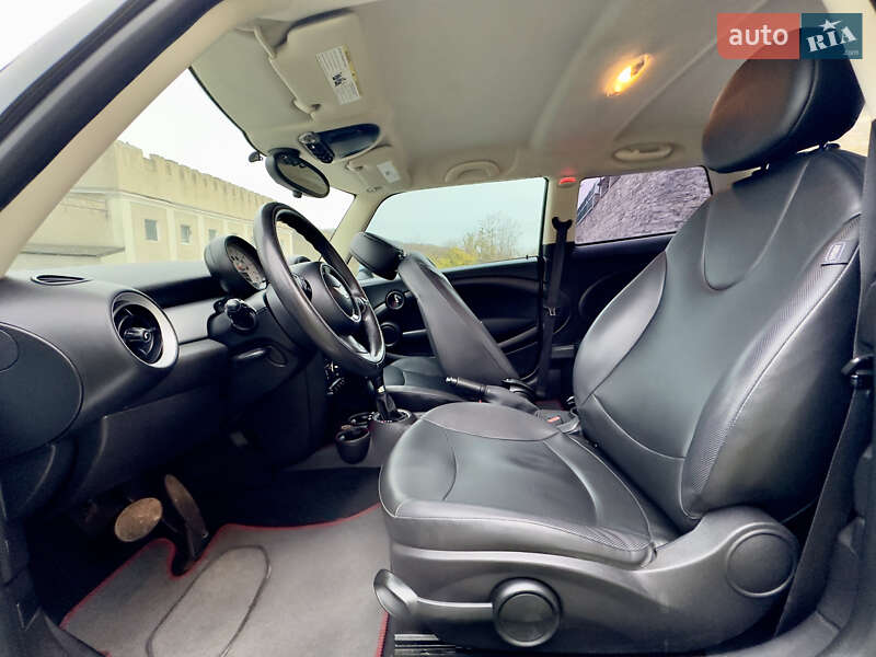 Хэтчбек MINI Cooper 2013 в Каменец-Подольском